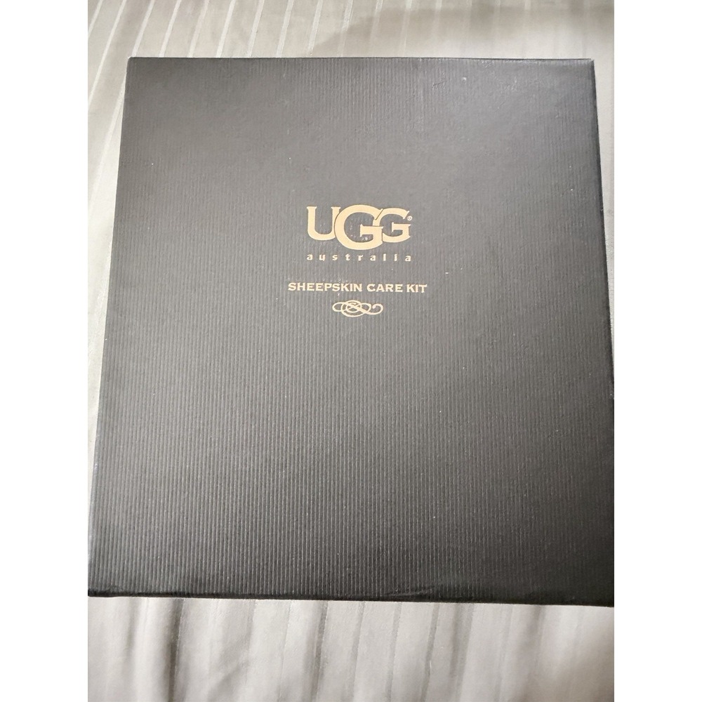 NEW UGG‎  Sheepskin Care Kit - 4 Pieces-New In Box